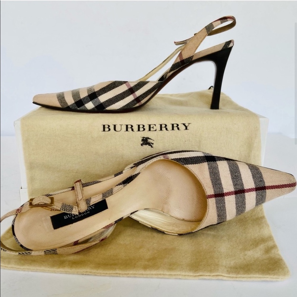 Burberry house check plaid tan black heels..